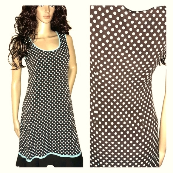 Studio I Dresses & Skirts - Studio I Polka dot dress Size 4p